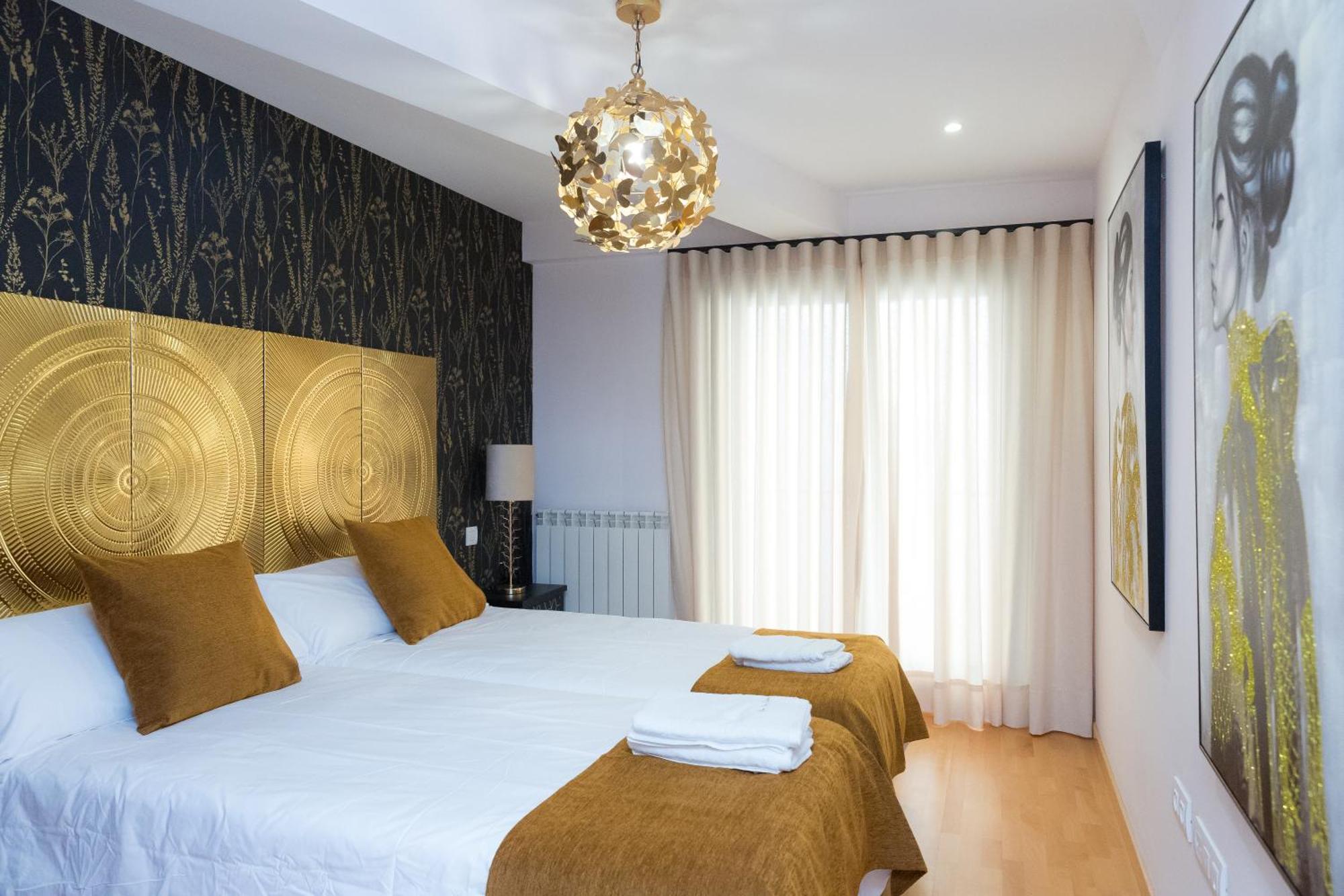 Apartamentos San Pedro Regalado บายาโดลิด ภายนอก รูปภาพ