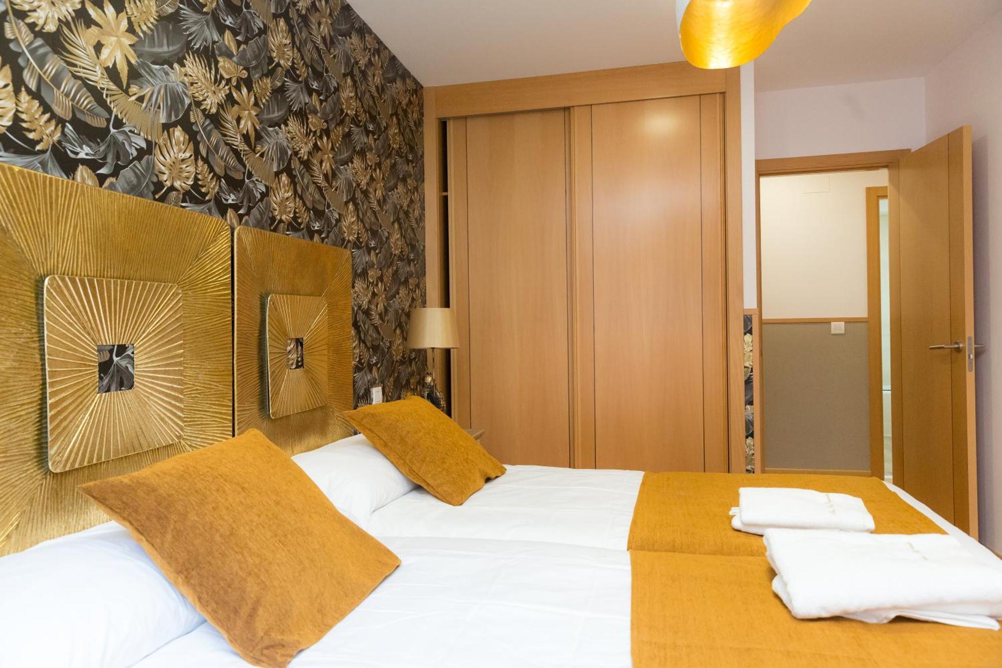 Apartamentos San Pedro Regalado บายาโดลิด ภายนอก รูปภาพ