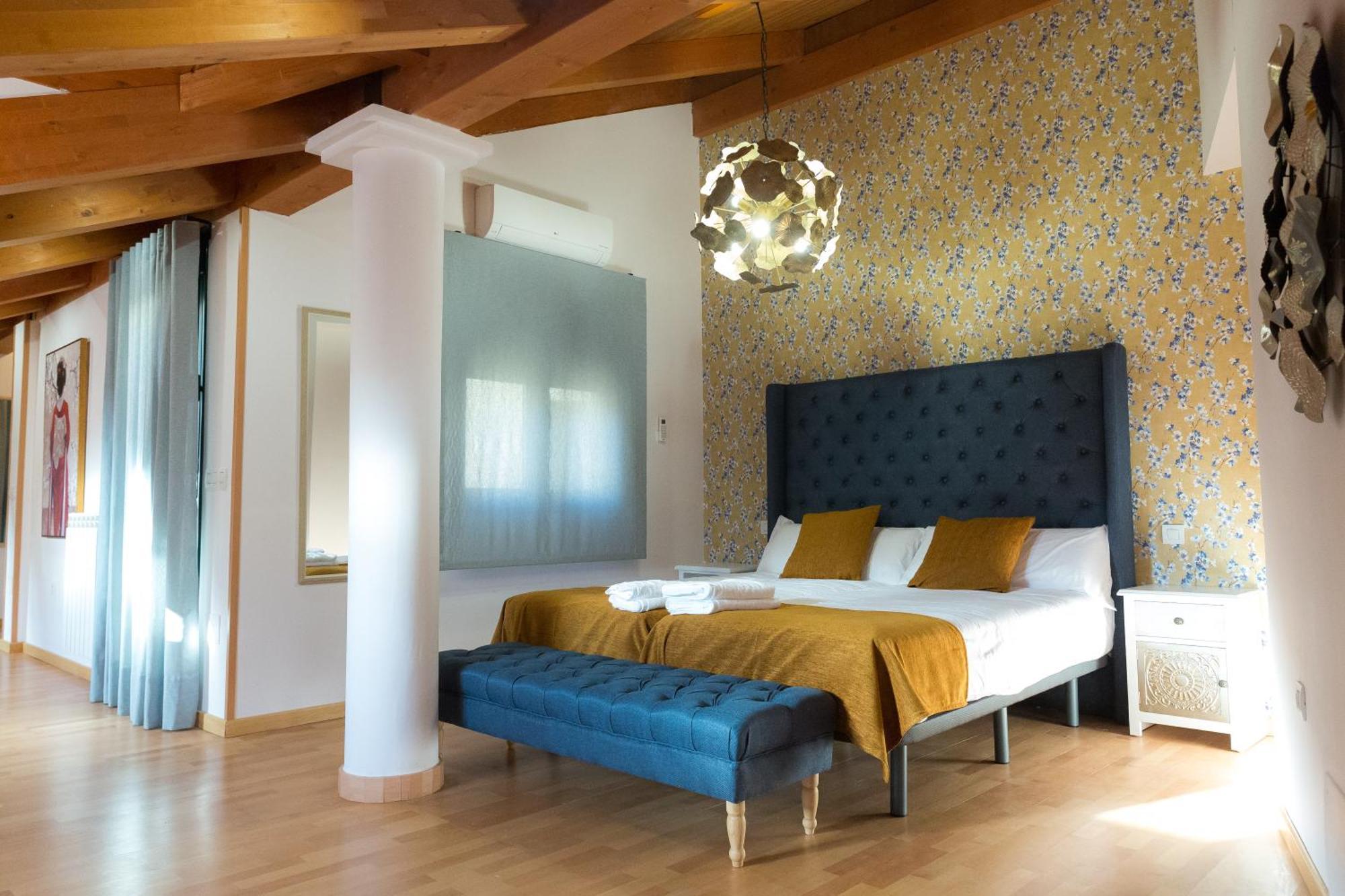 Apartamentos San Pedro Regalado บายาโดลิด ภายนอก รูปภาพ
