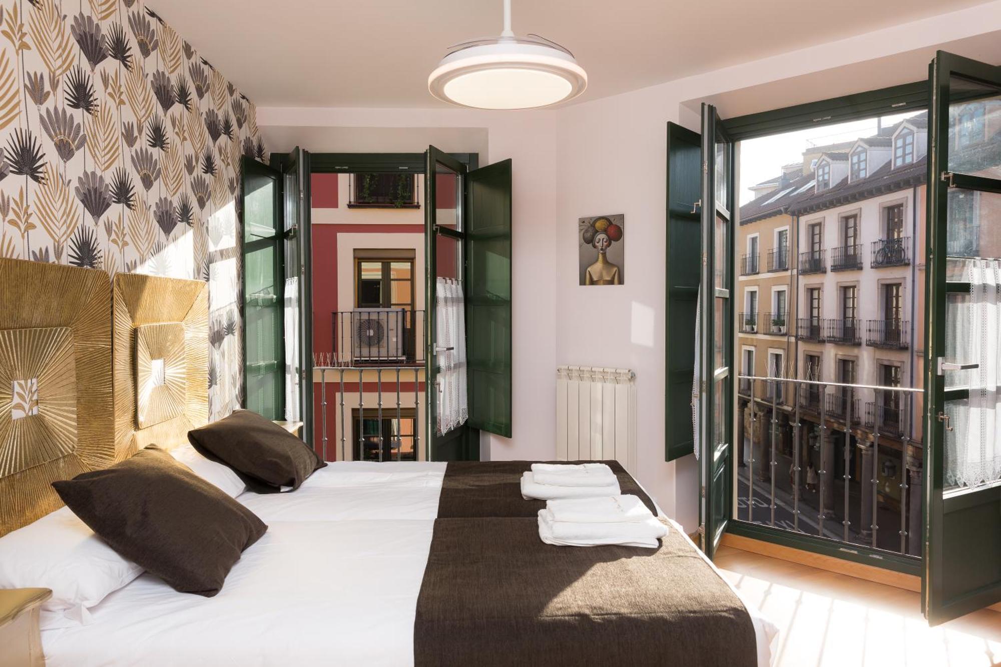 Apartamentos San Pedro Regalado บายาโดลิด ภายนอก รูปภาพ